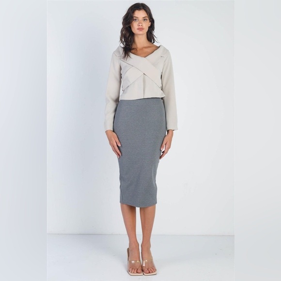 NWT-Light Grey Button Up Collared Back Tie Crop Jacket - Picture 4 of 9